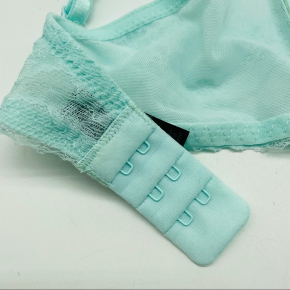 36C Victoria's Secret Designer Collection Lace Bra - Picture 7 of 10